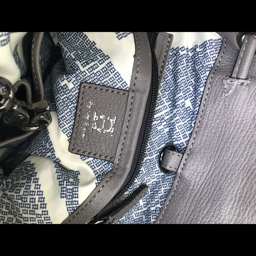 Joy Gryson gray leather backpack crossbody bag - Picture 7 of 8